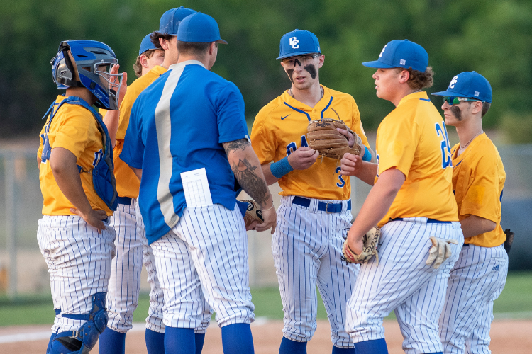 baseball team practicing